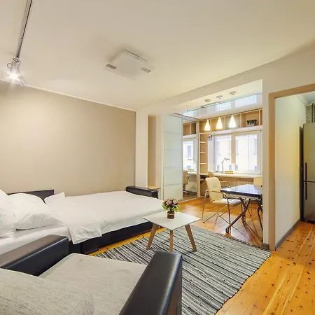 Apartment In On Kupalovskaya *