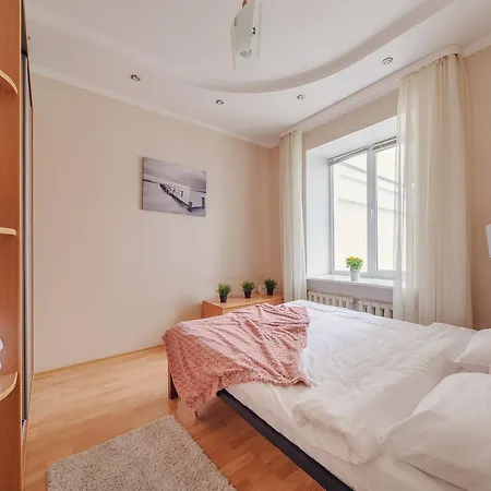 Apartment In On Kupalovskaya Minsk