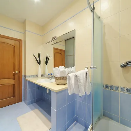 In On Kupalovskaya Apartment Minsk