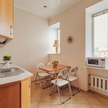 Apartment In On Kupalovskaya